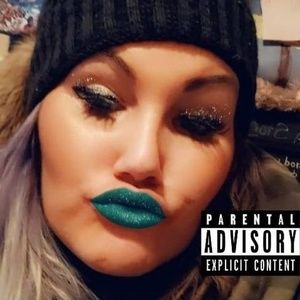 Meet your Posher, Janelle